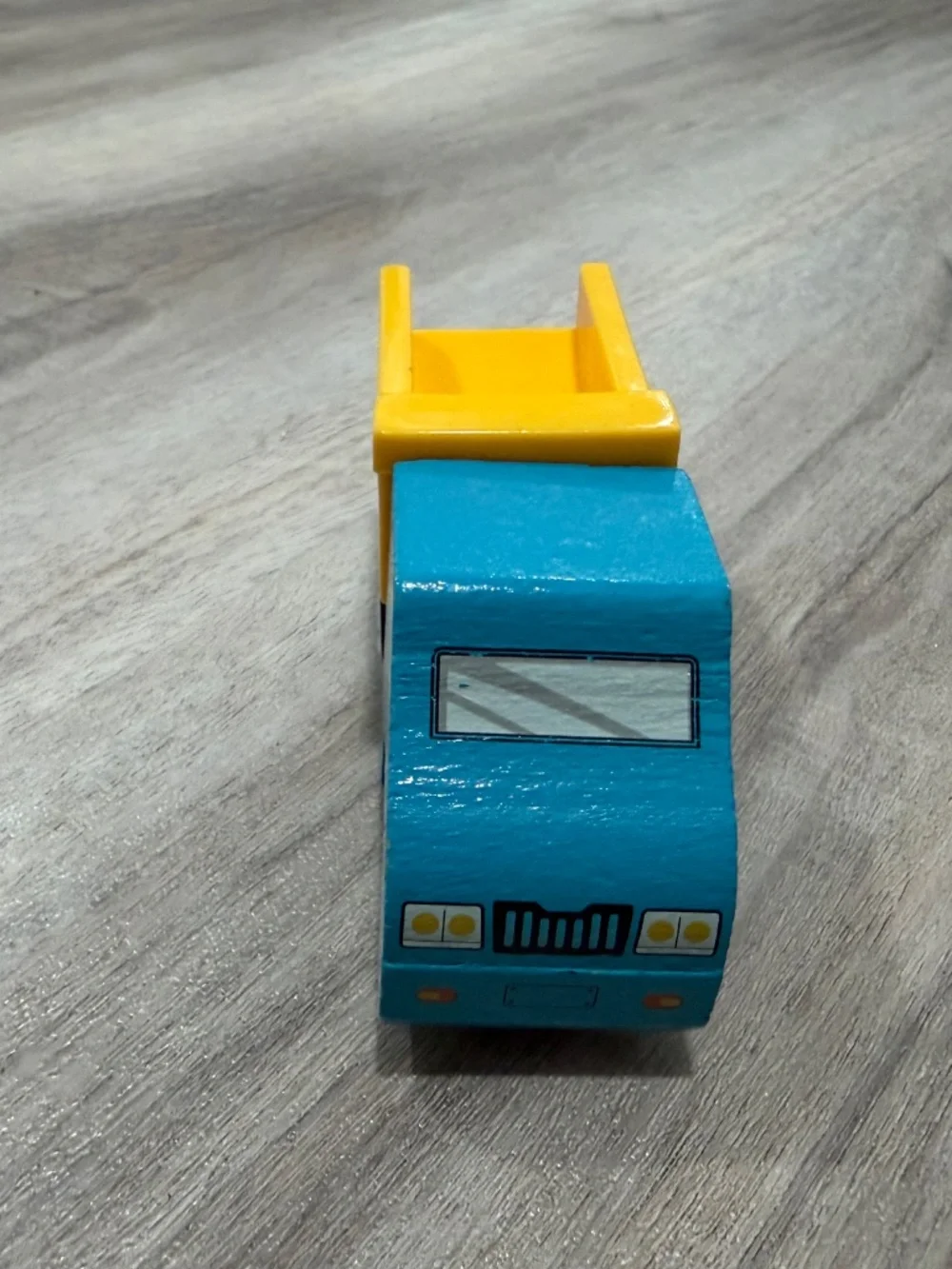B. Toys toys wood
